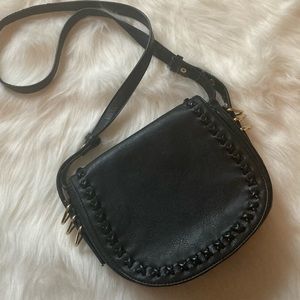 URBAN EXPRESSION Penny Crossover Handbag